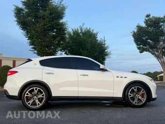 2018 Maserati Levante – miniatura 5