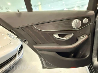2018 Mercedes-Benz AMG C 43 4MATIC Sedan - miniatura 36
