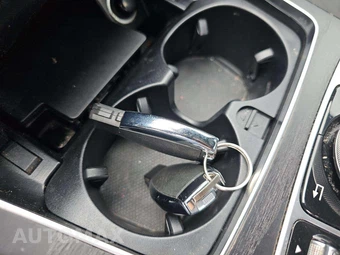 2018 Mercedes-Benz AMG C 43 4MATIC Sedan - miniatura 5