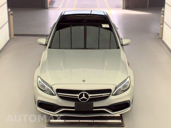 2018 Mercedes-Benz AMG C 63 S Sedan - miniatura 2