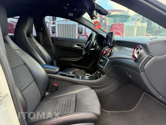 2018 Mercedes-Benz AMG CLA 45 4MATIC - miniatura 14