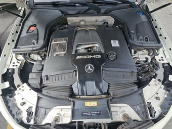 2018 Mercedes-Benz AMG E 63 S 4MATIC Sedan - miniatura 15
