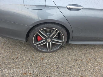 2018 Mercedes-Benz AMG E 63 S 4MATIC Sedan - miniatura 10