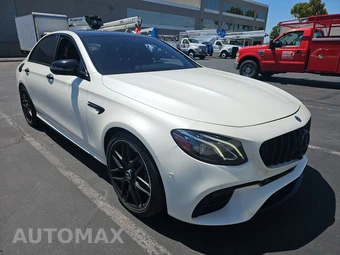 2018 Mercedes-Benz AMG E 63 S 4MATIC Sedan - miniatura 3
