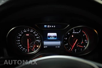 2018 Mercedes-Benz AMG GLA 45 4MATIC - miniatura 19