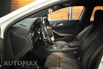2018 Mercedes-Benz AMG GLA 45 4MATIC - miniatura 9