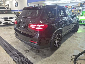 2018 Mercedes-Benz AMG GLC 43 4MATIC – miniatura 3