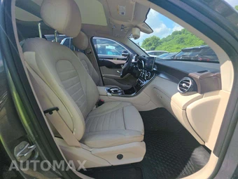 2018 Mercedes-Benz AMG GLC 43 4MATIC – miniatura 18