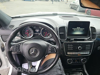 2018 Mercedes-Benz AMG GLE 43 4MATIC – miniatura 11