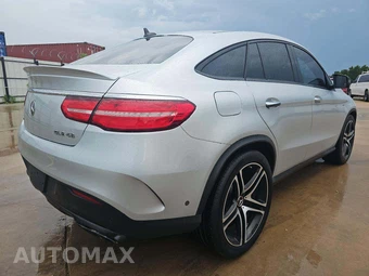 2018 Mercedes-Benz AMG GLE 43 4MATIC - miniatura 3