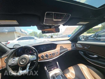 2018 Mercedes-Benz AMG S 63 4MATIC Sedan - miniatura 10