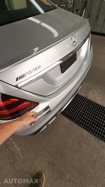 2018 Mercedes-Benz AMG S 63 4MATIC Sedan - miniatura 26