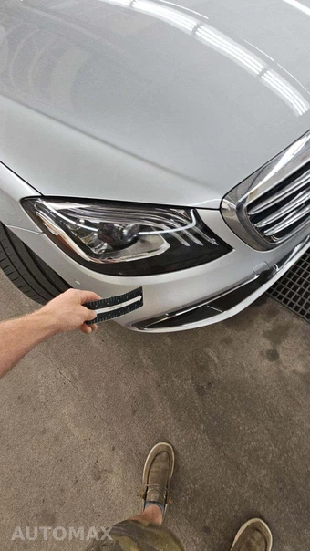 2018 Mercedes-Benz AMG S 63 4MATIC Sedan - miniatura 30