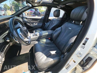 2018 Mercedes-Benz AMG S 63 4MATIC Sedan – miniatura 3