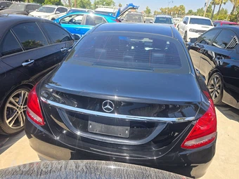 2018 Mercedes-Benz C 300 4MATIC Sedan - miniatura 5