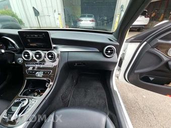 2018 Mercedes-Benz C 300 4MATIC Sedan - miniatura 19