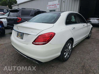 2018 Mercedes-Benz C 300 4MATIC Sedan - miniatura 3