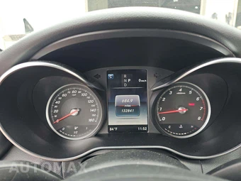 2018 Mercedes-Benz C 300 4MATIC Sedan - miniatura 9