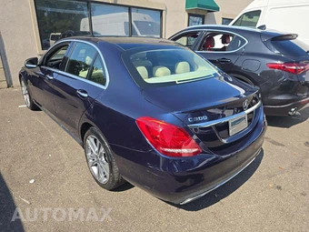 2018 Mercedes-Benz C 300 4MATIC Sedan – miniatura 2