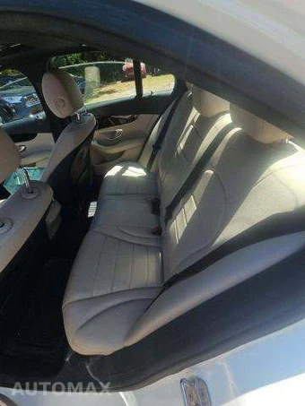 2018 Mercedes-Benz C 300 4MATIC Sedan - miniatura 13