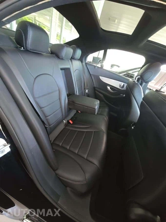 2018 Mercedes-Benz C 300 4MATIC Sedan - miniatura 16
