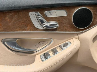 2018 Mercedes-Benz C 300 4MATIC Sedan - miniatura 21