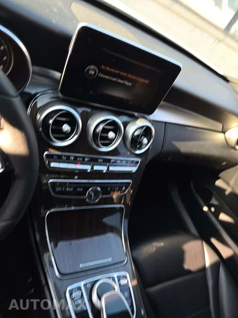 2018 Mercedes-Benz C 300 4MATIC Sedan - miniatura 10