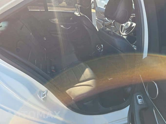 2018 Mercedes-Benz C 300 4MATIC Sedan - miniatura 16