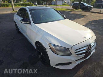 2018 Mercedes-Benz C 300 4MATIC Sedan - miniatura 4