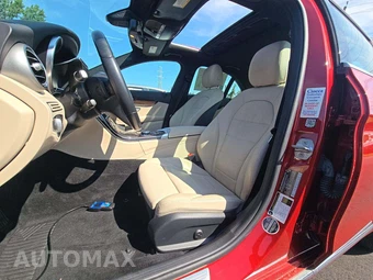 2018 Mercedes-Benz C 300 4MATIC Sedan - miniatura 3