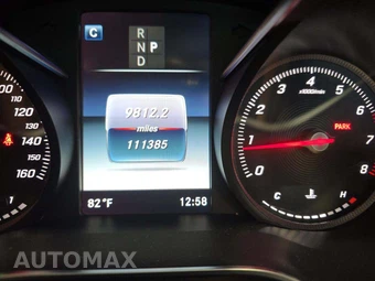 2018 Mercedes-Benz C 300 4MATIC Sedan - miniatura 9