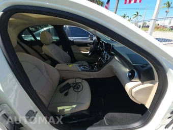 2018 Mercedes-Benz C 300 4MATIC Sedan - miniatura 18