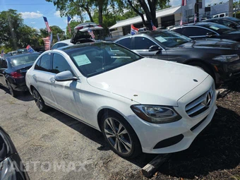 2018 Mercedes-Benz C 300 4MATIC Sedan - miniatura 4