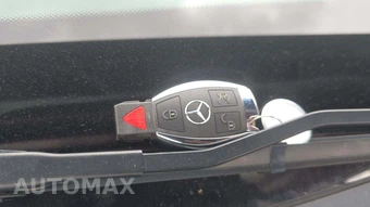 2018 Mercedes-Benz C 300 4MATIC Sedan – miniatura 19
