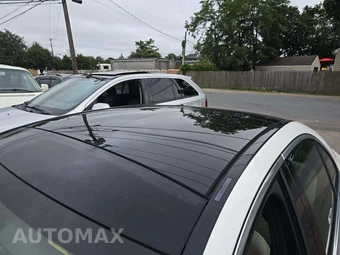 2018 Mercedes-Benz C 300 4MATIC Sedan - miniatura 12