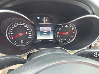 2018 Mercedes-Benz C 300 4MATIC Sedan - miniatura 9