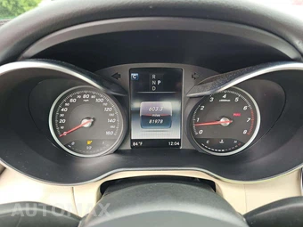 2018 Mercedes-Benz C 300 4MATIC Sedan - miniatura 6