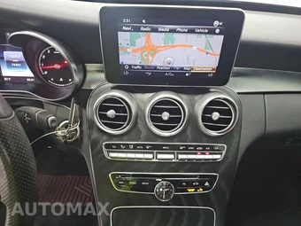 2018 Mercedes-Benz C 300 4MATIC Sedan – miniatura 11