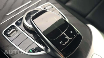 2018 Mercedes-Benz C 300 4MATIC Sedan – miniatura 19