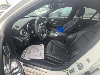 2018 Mercedes-Benz C 300 4MATIC Sedan - miniatura 6
