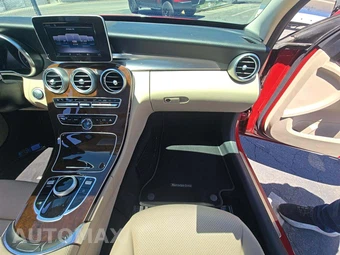 2018 Mercedes-Benz C 300 4MATIC Sedan – miniatura 19