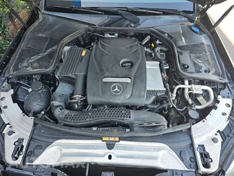 2018 Mercedes-Benz C 300 Sedan - miniatura 16