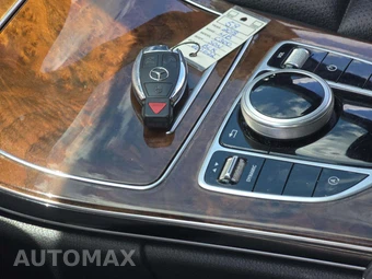 2018 Mercedes-Benz C 300 Sedan – miniatura 8