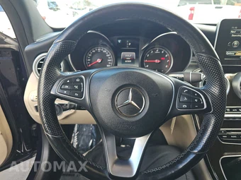 2018 Mercedes-Benz C 300 Sedan - miniatura 10