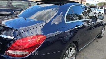 2018 Mercedes-Benz C 300 Sedan - miniatura 29
