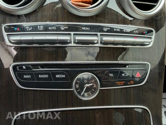 2018 Mercedes-Benz C 300 Sedan – miniatura 26