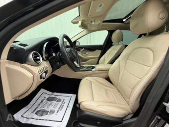 2018 Mercedes-Benz C 300 Sedan – miniatura 31