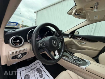 2018 Mercedes-Benz C 300 Sedan – miniatura 33