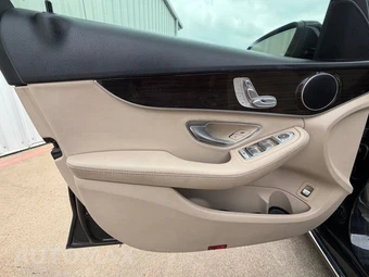2018 Mercedes-Benz C 300 Sedan – miniatura 34