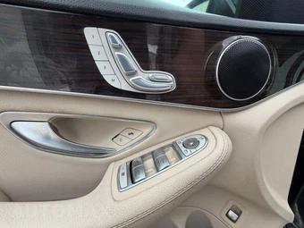 2018 Mercedes-Benz C 300 Sedan – miniatura 35